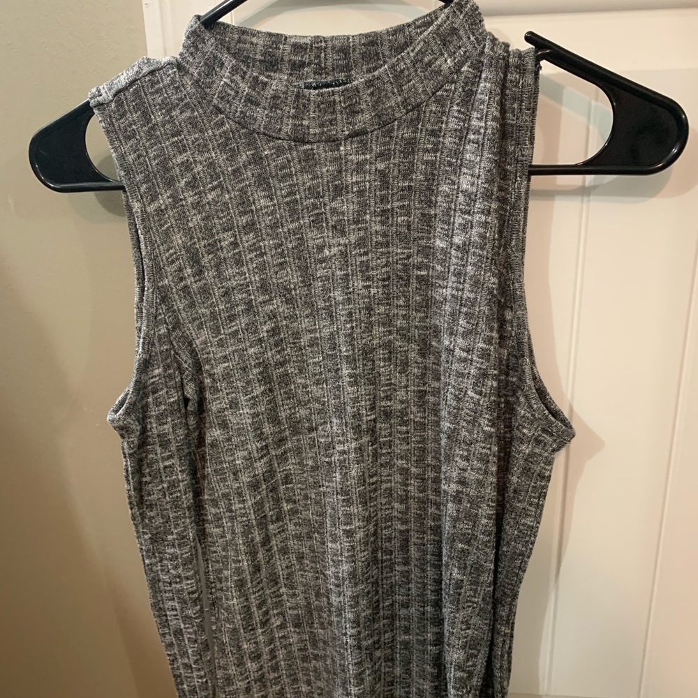 American Eagle Cold Shoulder Shirt